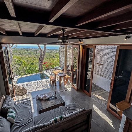 Divinity Villas - Uluwatu, Bali ภายนอก รูปภาพ