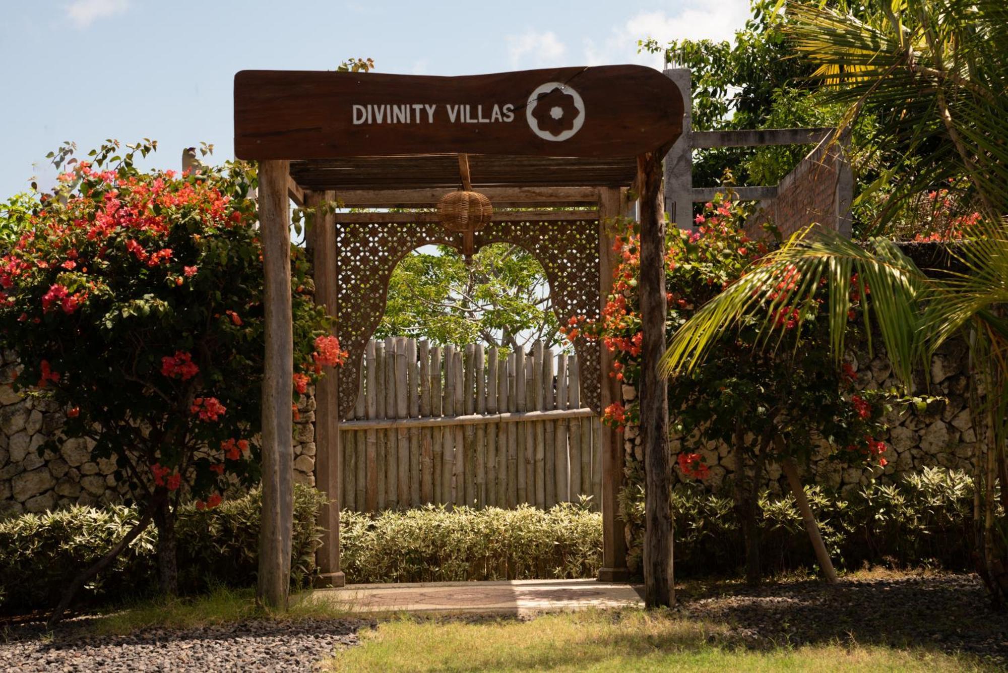 Divinity Villas - Uluwatu, Bali ภายนอก รูปภาพ
