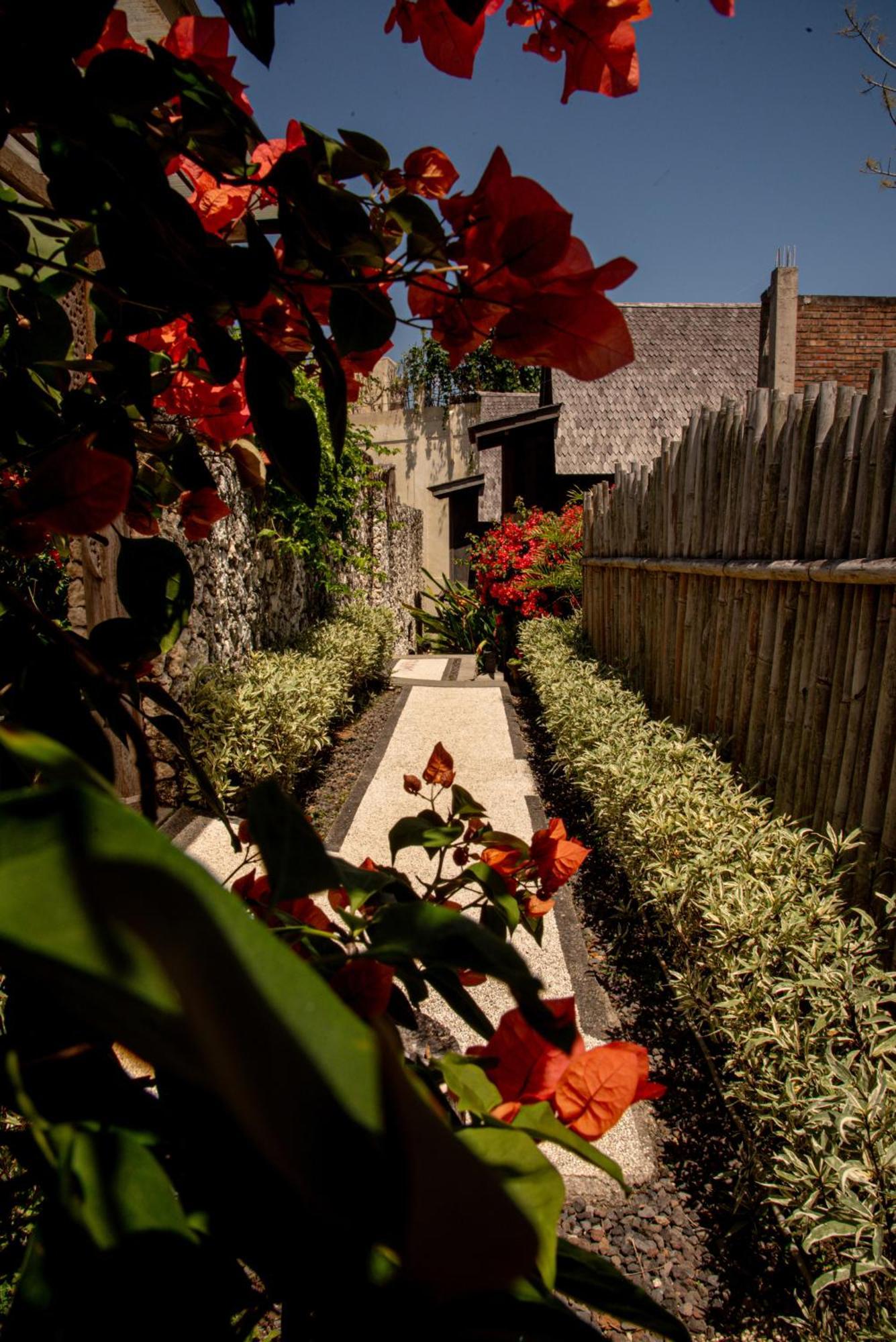 Divinity Villas - Uluwatu, Bali ภายนอก รูปภาพ